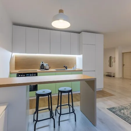 Appartement 2br - Workspace With Elevator