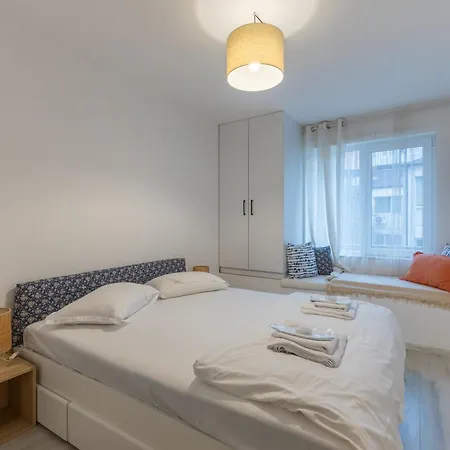 Apartamento 2br - Workspace With Elevator *
