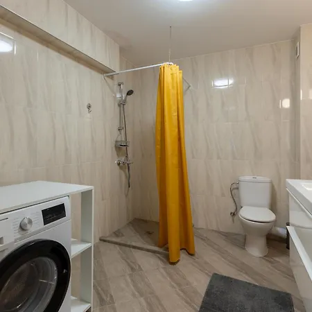 Apartmán 2br - Workspace With Elevator Varna