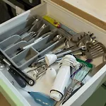 2br - Workspace With Elevator Warna