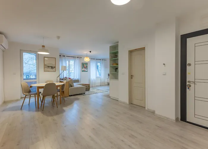 Apartament 2br - Workspace With Elevator *