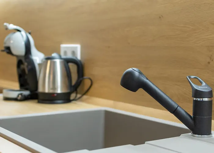 2br - Workspace With Elevator * Warna