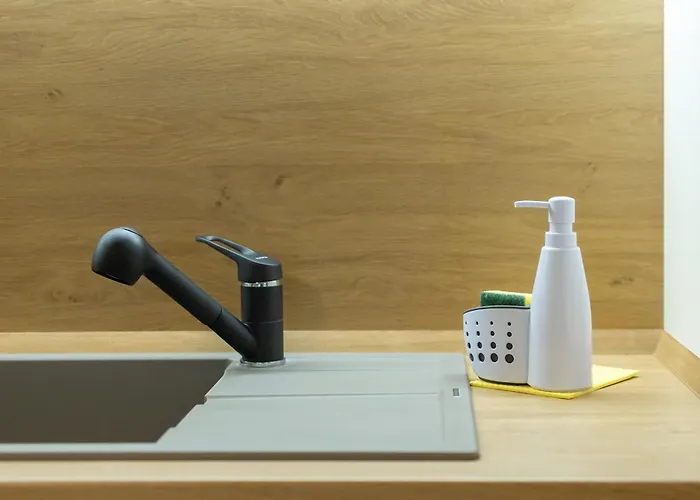 Apartament 2br - Workspace With Elevator