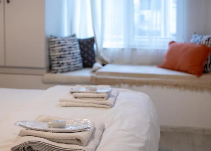 Apartament 2br - Workspace With Elevator Warna